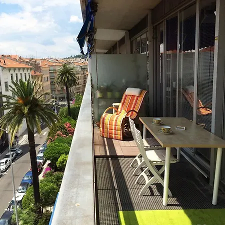 Grand Studio Style Loft, Carre D'or *